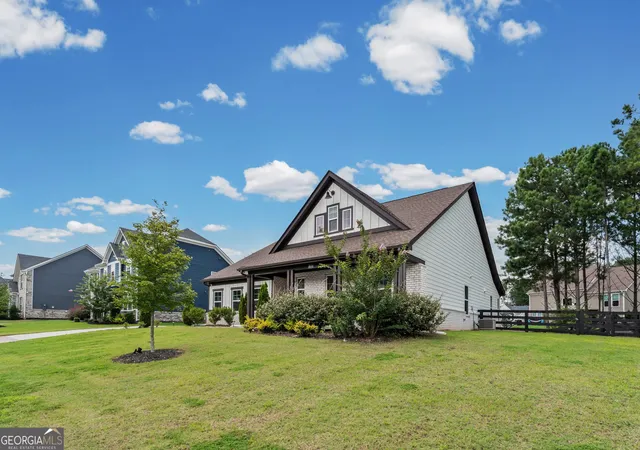 Photo 3 of Single family home for sale at 8030 Stiner Grv, Ball Ground, GA 30107 | MLS# 10819210 | Listing updated on 2026-09-16
