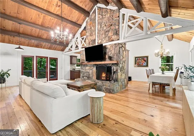 Photo 3 of Single family home for sale at 884 Quail Cove Dr, Big Canoe, GA 30143 | MLS# 10811901 | Listing updated on 2026-08-26
