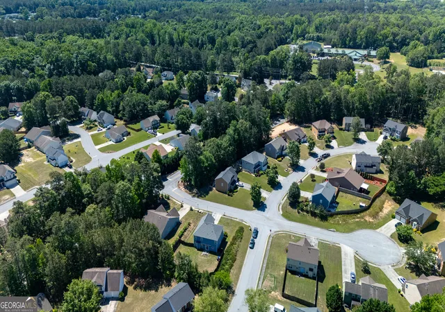 Homes for sale in Fairburn, GA | 5 Honeysuckle Ln, Fairburn, GA 30213 | MLS# 10793453