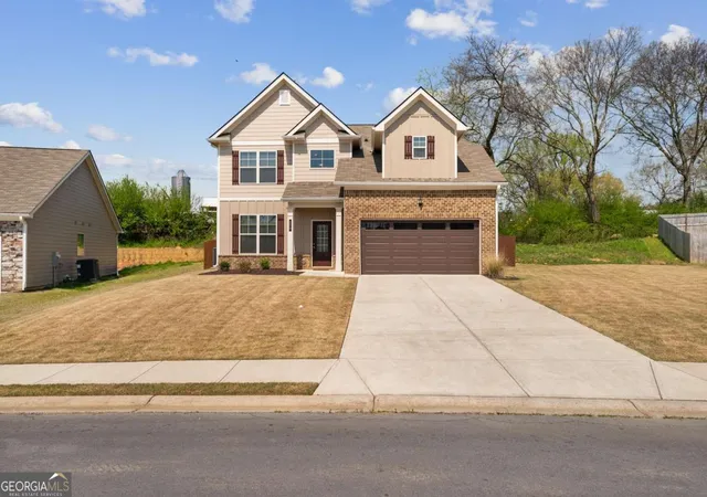 1st image of 113 Mcginnis Cir, Calhoun, GA 30701 | MLS# 10718095