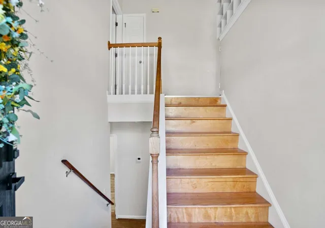 Photo 3 of Single family home for sale at 170 Shenandoah Dr, Hiram, GA 30141 | MLS# 10825297 | Listing updated on 2026-10-06