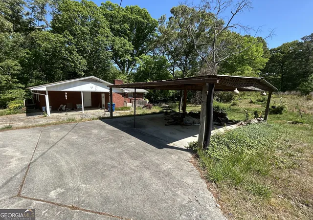 Homes for sale in Fairburn, GA | 8475 Campbellton Fairburn Road, Fairburn, GA 30213 | MLS# 10756151