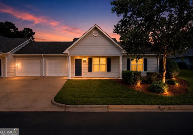 Photo 1 of Condo for sale at 3033 Bentley Park Cir, Gainesville, GA 30504 | MLS# 10816961 | Listing updated on 2026-09-02