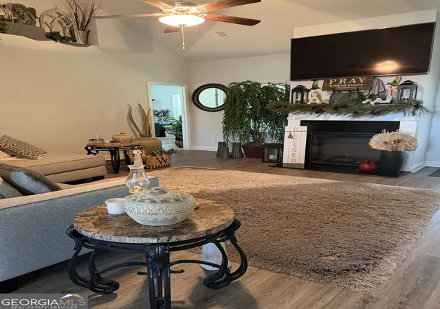 2nd image of 330 Surrey Ct, Bremen, GA 30110 | MLS# 10736218