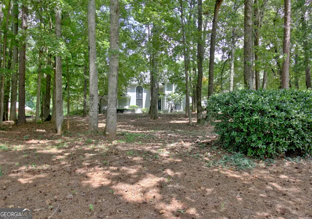 3rd image of 8554 Shoreline Dr, Jonesboro, GA 30236 | MLS# 10799043