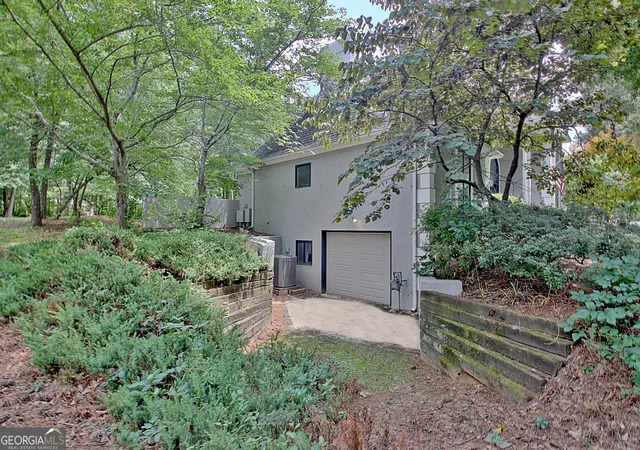 4th image of 8554 Shoreline Dr, Jonesboro, GA 30236 | MLS# 10799043