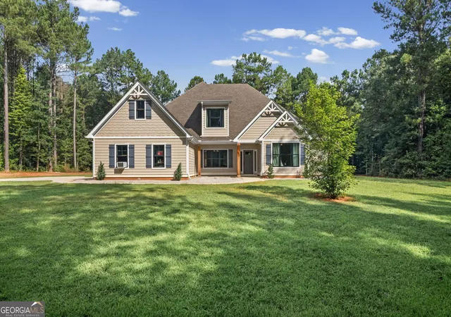 Photo 1 of Single family home for sale at 242 Roberts Pond Rd, Senoia, GA 30276 | MLS# 10834903 | Listing updated on 2026-09-18