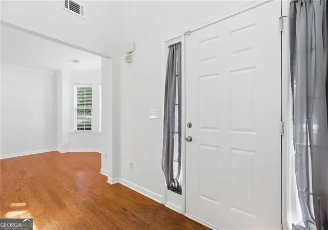 Photo 3 of Single family home for sale at 5492 Skylar Creek Ln, Buford, GA 30518 | MLS# 10834543 | Listing updated on 2026-09-17