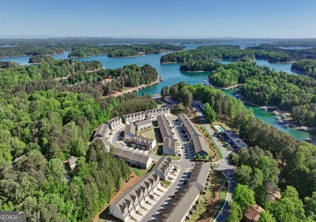 16th image of 1930 Lanier Harbor Pt, Buford, GA 30518 | MLS# 10741033
