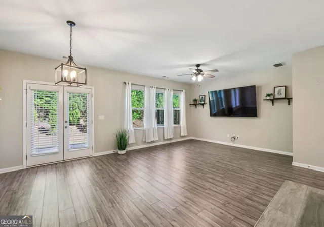 3rd image of 1930 Lanier Harbor Pt, Buford, GA 30518 | MLS# 10741033