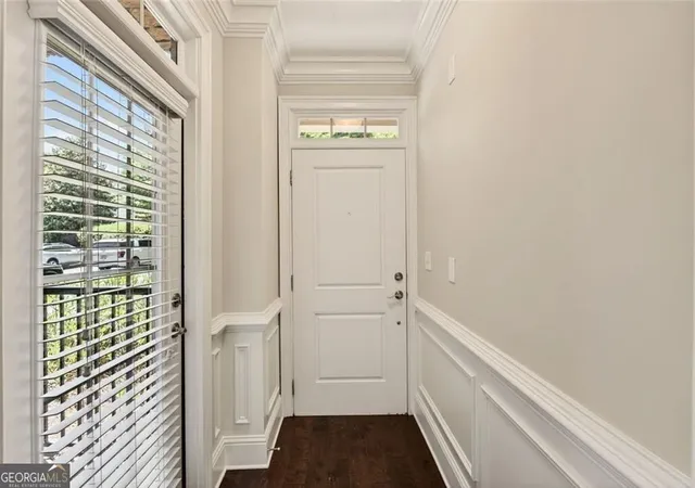 3rd image of 2300 Peachford Rd, Dunwoody, GA 30338