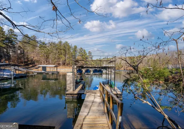 Photo 2 of Manufactured home for sale at 3551 Monroe Cir, Gainesville, GA 30506 | MLS# 10614696 | Listing updated on 2025-12-14
