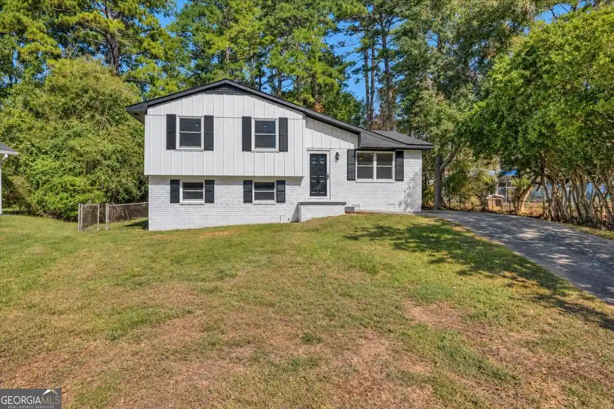Photo 1 of Single family home for sale at 7977 Flanders Ct, Jonesboro, GA 30238 | MLS# 10855742 | Listing updated on 2026-10-14