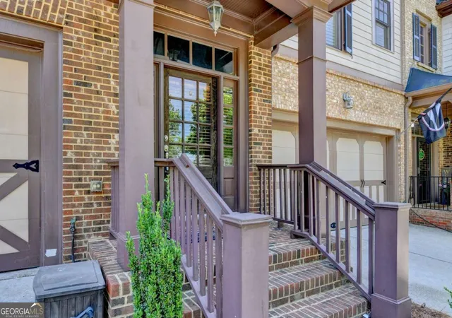 Photo 4 of Townhouse for sale at 6961 Fellowship Ln, Flowery Branch, GA 30542 | MLS# 10825219 | Listing updated on 2026-10-07