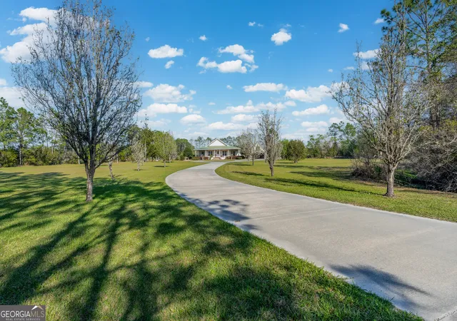 Photo 3 of Single family home for sale at 3300 Connor Ln, Waycross, GA 31503 | MLS# 10720175 | Listing updated on 2026-08-09