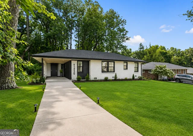 2nd image of 1979 Creekside Ct, Decatur, GA 30032 | MLS# 10802955