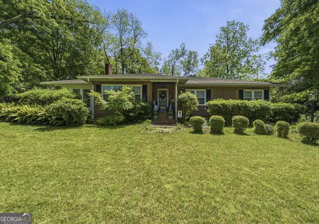Photo 2 of Single family home for sale at 203 Church St, Eatonton, GA 31024 | MLS# 10772470 | Listing updated on 2026-09-14