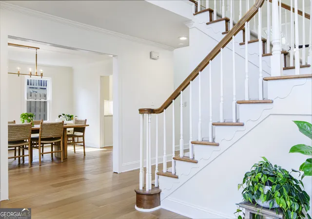 Photo 3 of Single family home for sale at 10120 Kinross Rd, Roswell, GA 30076 | MLS# 10819616 | Listing updated on 2026-08-19