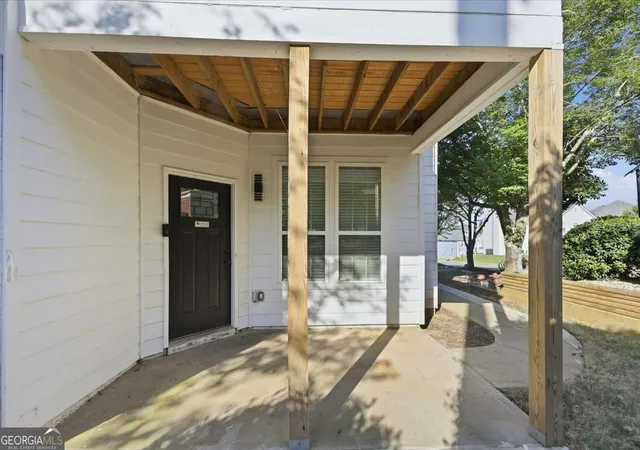 Photo 3 of Sale Pending at 4313 Ben Hl Rd, Atlanta, GA 30349 | MLS# 10733579 | Listing updated on 2026-10-02