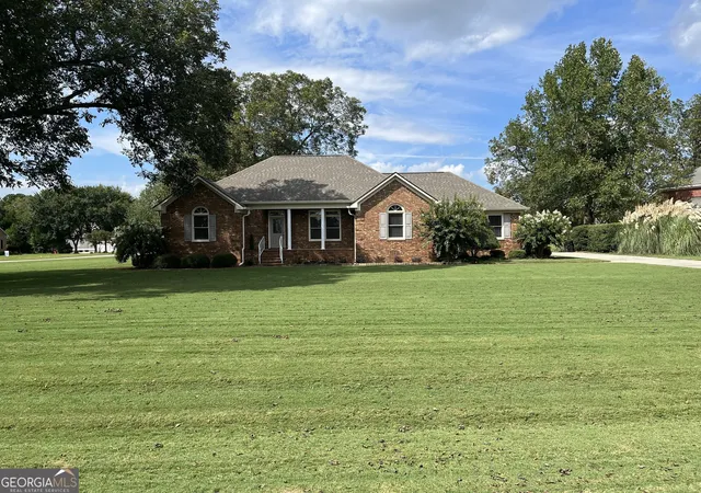 Photo 1 of Single family home for sale at 111 Lance Dr, Macon, GA 31216 | MLS# 10806949 | Listing updated on 2026-08-16