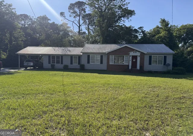 Homes for sale in Swainsboro, GA | 626 Sycamore St, Swainsboro, GA 30401 | MLS# 10801427