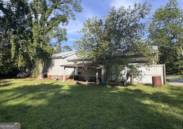 Homes for sale in Swainsboro, GA | 626 Sycamore St, Swainsboro, GA 30401 | MLS# 10801427