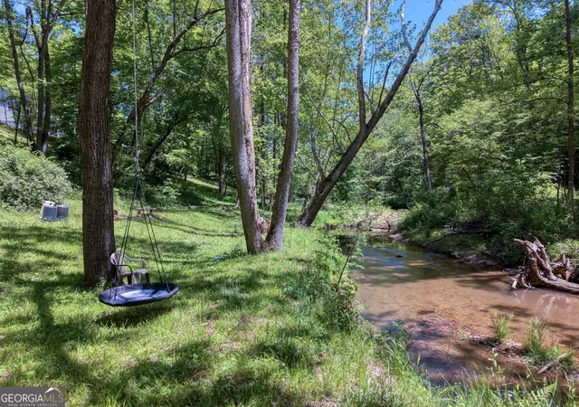 2nd image of 1903 Bell Eagle Dr, Hiawassee, GA 30546 | MLS# 10757725