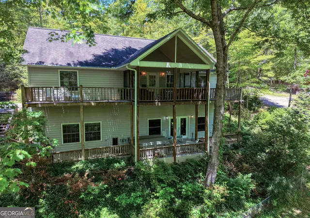 Photo 4 of Sale Pending at 1903 Bell Eagle Dr, Hiawassee, GA 30546 | MLS# 10757725 | Listing updated on 2026-10-24