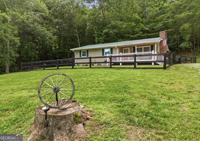 Photo 1 of Single family home for sale at 3426 Old Hwy 64 W, Warne, NC 28909 | MLS# 10833360 | Listing updated on 2026-08-27