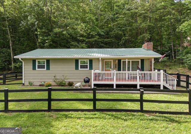 Photo 4 of Single family home for sale at 3426 Old Hwy 64 W, Warne, NC 28909 | MLS# 10833360 | Listing updated on 2026-08-27