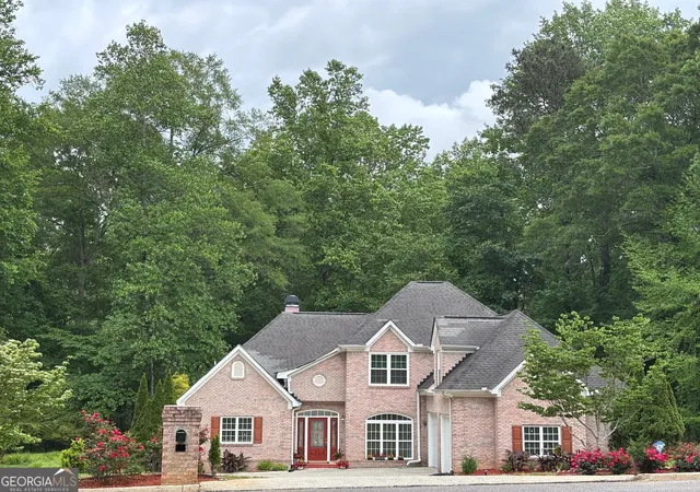 Homes for sale in Fayetteville, GA | 140 Lang Dr, Fayetteville, GA 30214 | MLS# 10722660