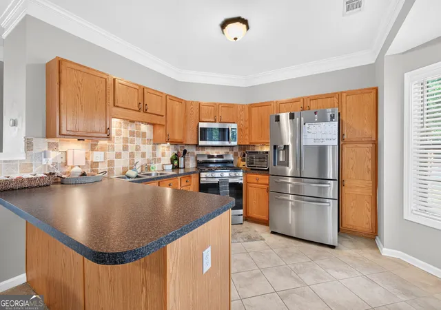 4th image of 2114 Ne Millgate Ln, Buford, GA 30519 | MLS# 10800909