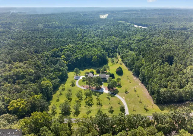 Photo 2 of Single family home for sale at 224 Butler Rd Se, Milledgeville, GA 31061 | MLS# 10831099 | Listing updated on 2026-09-19