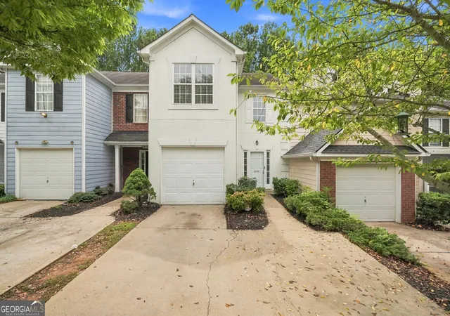 Photo 1 of Townhouse for sale at 2686 Waverly Hills Dr, Lawrenceville, GA 30044 | MLS# 10835775 | Listing updated on 2026-09-12