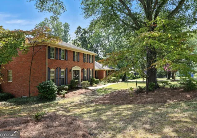 Photo 2 of Single family home for sale at 3995 Manson Ave Se, Smyrna, GA 30082 | MLS# 10786345 | Listing updated on 2026-08-31