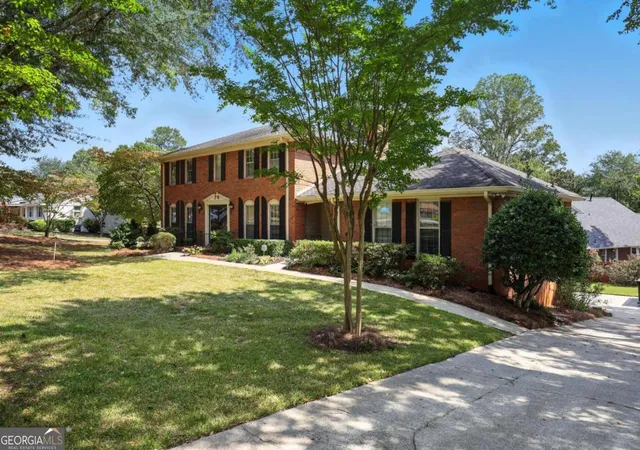 Photo 3 of Single family home for sale at 3995 Manson Ave Se, Smyrna, GA 30082 | MLS# 10786345 | Listing updated on 2026-08-31