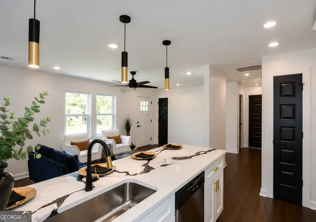 Photo 1 of Single family home for sale at 1654 Hadlock St Sw, Atlanta, GA 30311 | MLS# 10791075 | Listing updated on 2026-08-10