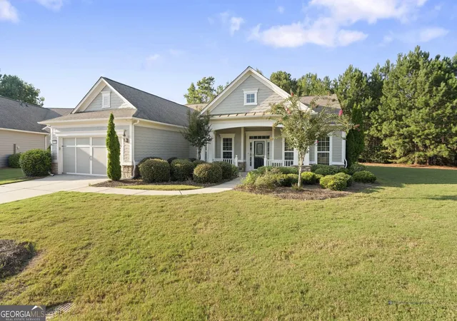 Photo 4 of Sale Pending at 654 Bentgrass Ct, Griffin, GA 30223 | MLS# 10835485 | Listing updated on 2026-09-09