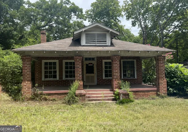 Photo 1 of Single family home for sale at 3727 Log Cabin Dr, Macon, GA 31204 | MLS# 10829218 | Listing updated on 2026-08-29
