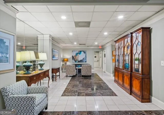 Listing Photo 2 - Condo for sale in building located at 3530 Piedmont Rd Ne, Atlanta, GA 30305 - Unit #7K
