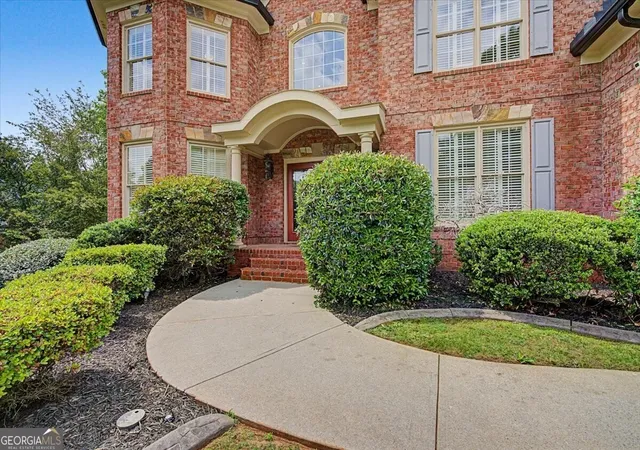 Photo 3 of Single family home for sale at 122 Ridge View Dr, Ball Ground, GA 30107 | MLS# 10768357 | Listing updated on 2026-07-09