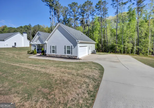 Photo 2 of Single family home for sale at 90 Scouts Ridge Dr, Covington, GA 30016 | MLS# 10734870 | Listing updated on 2026-08-22