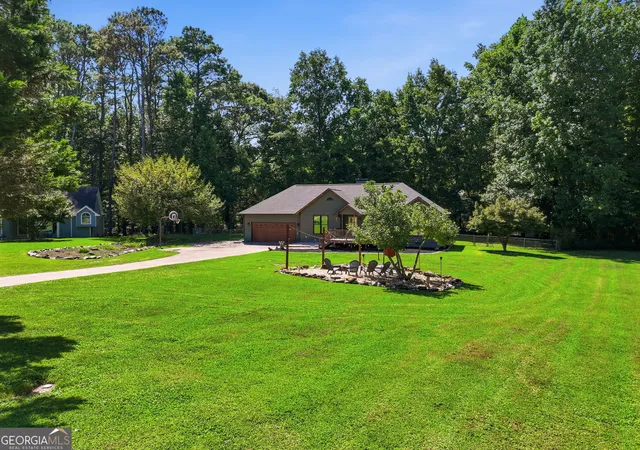 Photo 3 of Single family home for sale at 2010 Tomahawk Ln, Cumming, GA 30028 | MLS# 10832650 | Listing updated on 2026-09-21