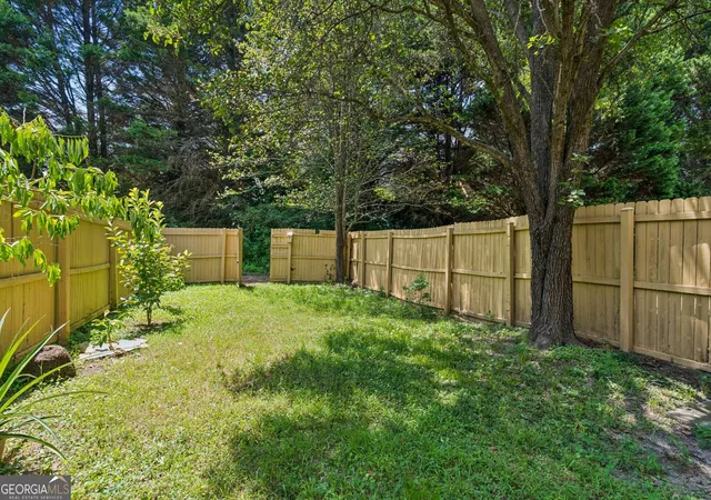 Photo 4 of Townhouse for sale at 2076 Pinnacle Pointe Dr, Norcross, GA 30071 | MLS# 10835030 | Listing updated on 2026-09-11