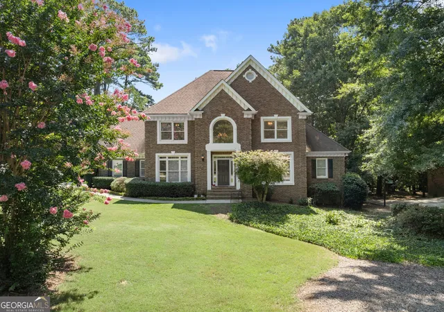 Photo 3 of Single family home for sale at 1430 Roanoke Tr, Grayson, GA 30017 | MLS# 10825939 | Listing updated on 2026-10-05