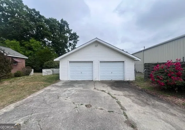 19th image of 211 Gordon St, Thomson, GA 30824 | MLS# 10779755