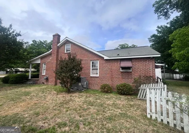 2nd image of 211 Gordon St, Thomson, GA 30824 | MLS# 10779755