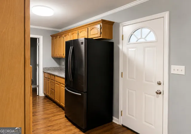 Photo 3 of Sale Pending at 29 Daniel Dr, Griffin, GA 30223 | MLS# 10812758 | Listing updated on 2026-09-04