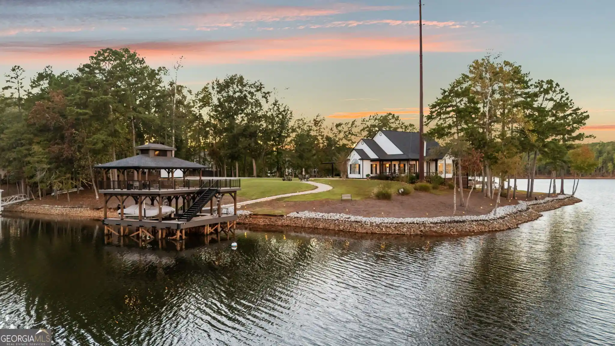 Photo 1 of Single family home for sale at 3182 Crescent Crst Dr, Wedowee, AL 36278 | MLS# 10877844 | Listing updated on 2026-10-29