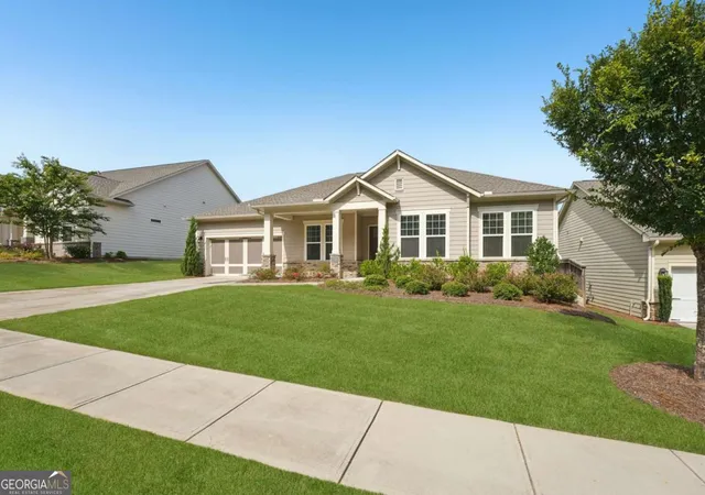 Photo 3 of Single family home for sale at 716 Elizabeth Trl, Woodstock, GA 30189 | MLS# 10826464 | Listing updated on 2026-08-29